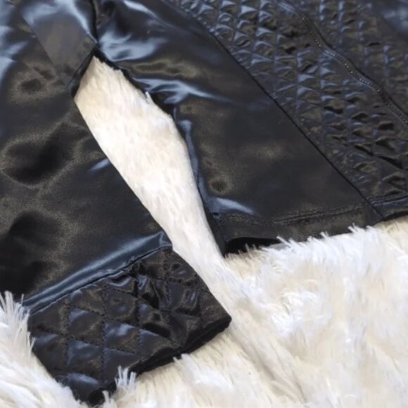 Vintage Lip Service Black Satin Quilted Zip Jacket with Rose Tag - Picture 5 of 14